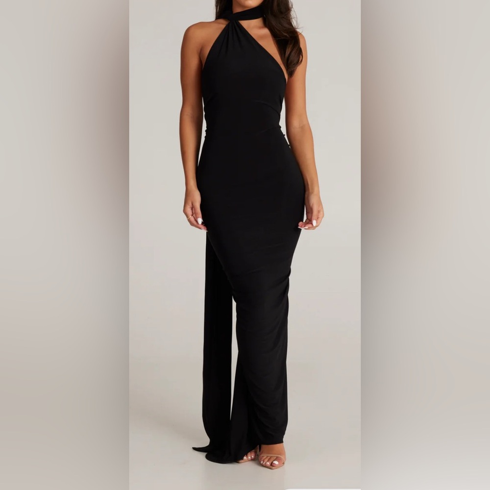 Elegant Black Maxi Dress w/ Low Back for Women